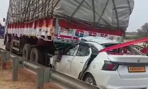 Three killed, two injured after car crashes into stationary lorry