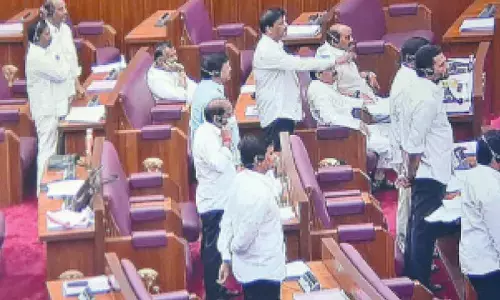 Council deadlock deepens over ‘disputed note’ in Tirumala laddu row