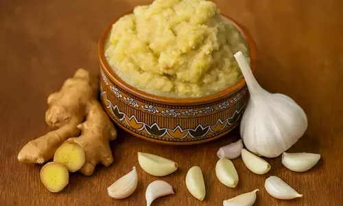 Unhygienic ginger garlic paste units raided in Jalpally