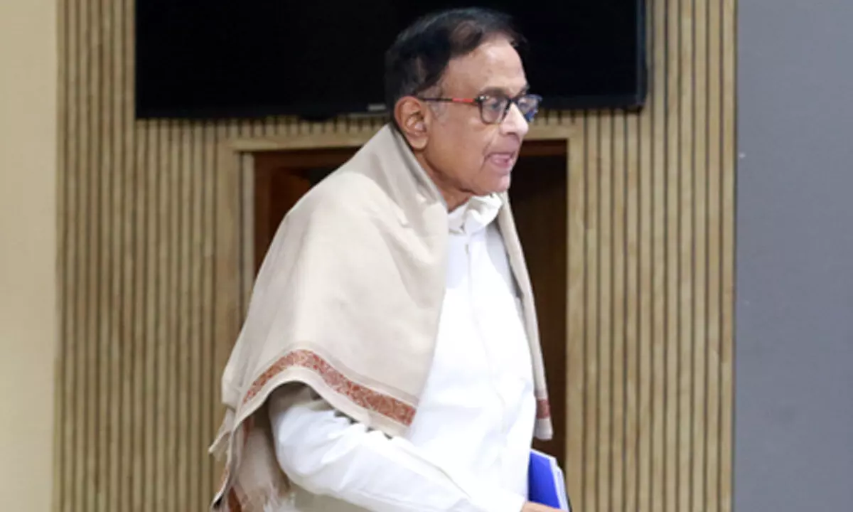 Congress authorises Chidambaram to finalise seat-sharing pact with DMK for TN Assembly polls Congress authorises Chidambaram to finalise seat-sharing pact with DMK for TN Assembly polls