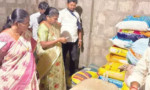 15 tonnes of PDS rice seized