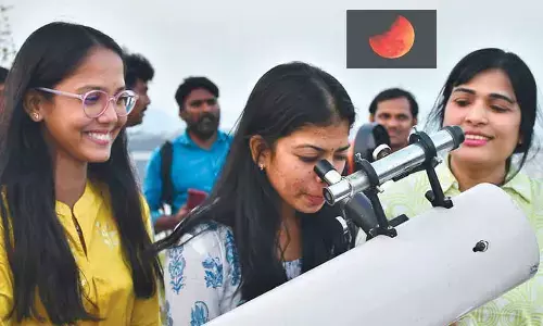 Gandhi Hill visitors witness lunar eclipse Gandhi Hill visitors witness lunar eclipse