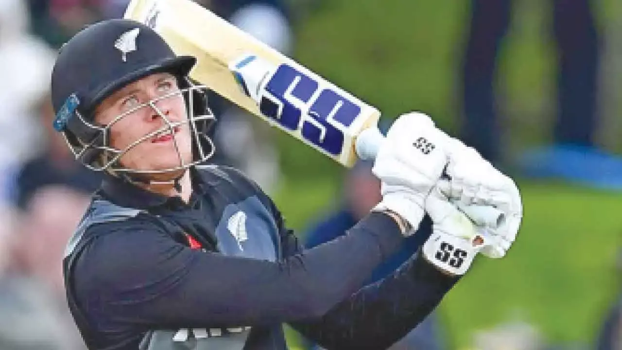 Kiwis thrash SA to book berth in finals