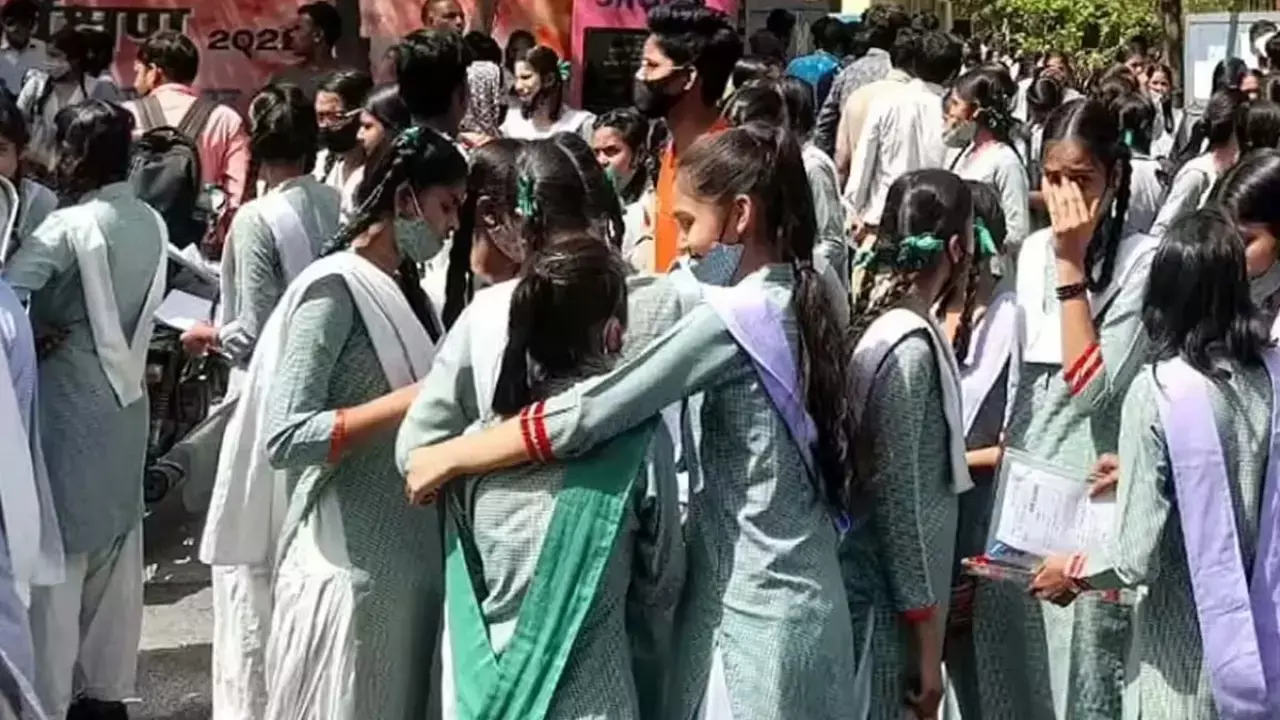 CBSE Class XII Psychology Board Exam 2026: Easy to Moderate Paper with Conceptual and Case-Based Focus