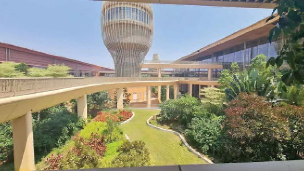 B’luru airport named world’s best for arrivals for 4th straight year B’luru airport named world’s best for arrivals for 4th straight year