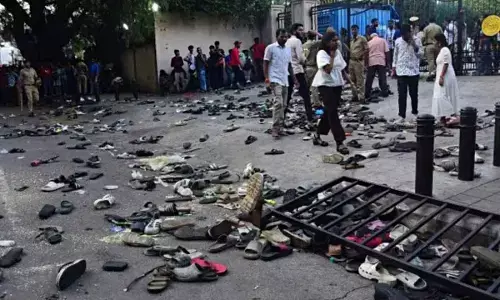 Stay on final report in Chinnaswamy stampede case