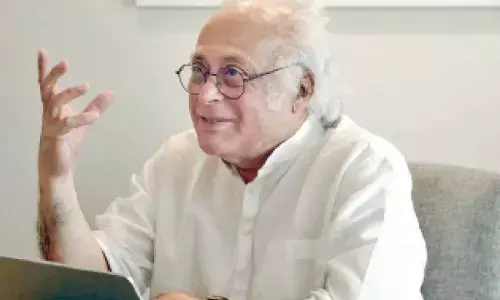 Ramesh flays BJP MPs praise of Modi