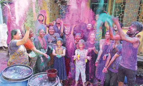 Tirupati celebrates Holi with eco-friendly spirit