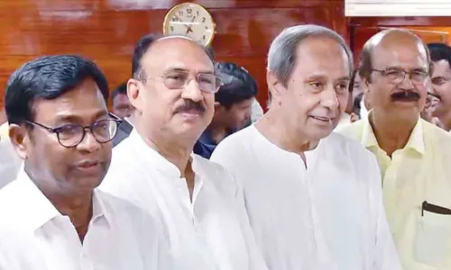 Santrupt, Hota file RS papers in presence of Naveen, Bhakta