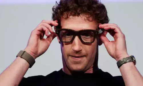 Meta Faces Lawsuit Over Human Review of AI Smartglasses Footage