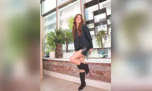 Rhea Chakraborty gorges on crispy dosa in Hyderabad