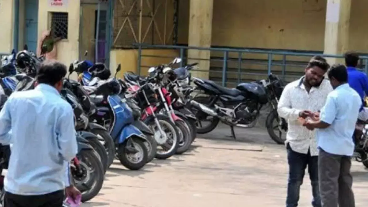 Telangana HC strikes down paid parking at single-screen theatres