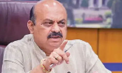 Directionless, zero-progress Budget: Bommai