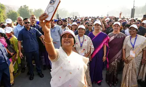 Delhi CM Rekha Gupta joins ‘Shakti Walk’ at Kartavya Path on Women’s Day