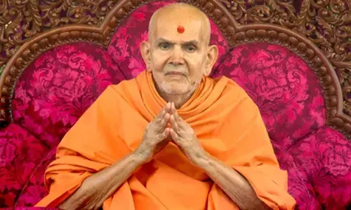 Thousands join Rangotsav celebrations at BAPS Mandir in Gujarat’s Sarangpur