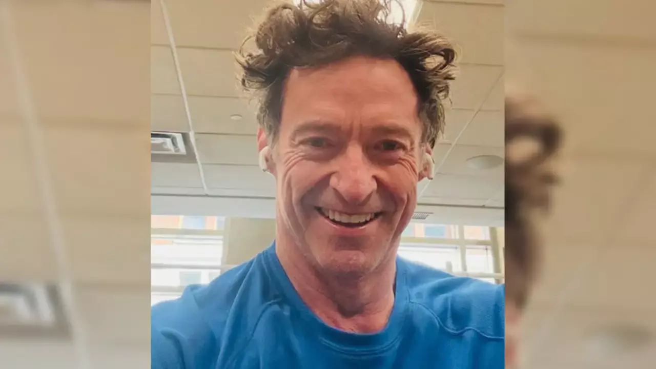 Hugh Jackman brings out his music side for Rupert Murdoch