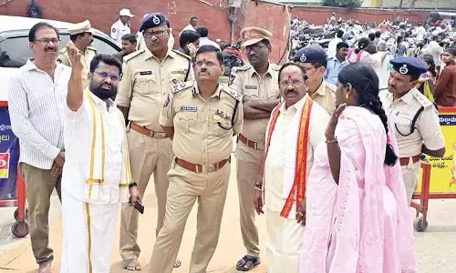 NTR CP inspects parking at Kanaka Durga temple
