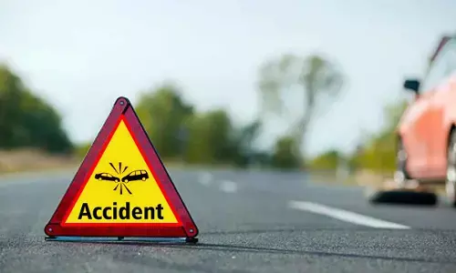 Road accident claims two bus drivers’ lives in Nalgonda
