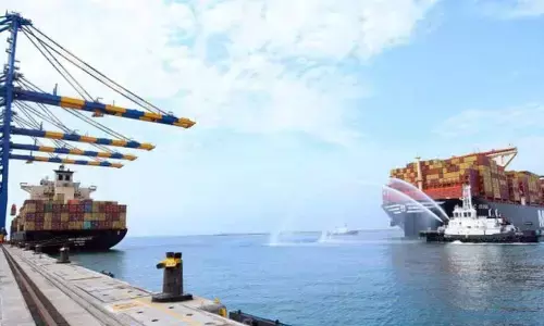 US Running Out Of Wartime As Iran Triggers Global Energy Crisis By Closing Strait Of Hormuz