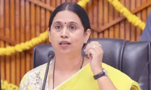 Smriti Irani not seen: Lakshmi Hebbalkar’s jibe over LPG price hike