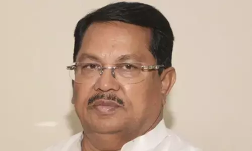 Maha: Opposition slams govt over corruption in various Depts​