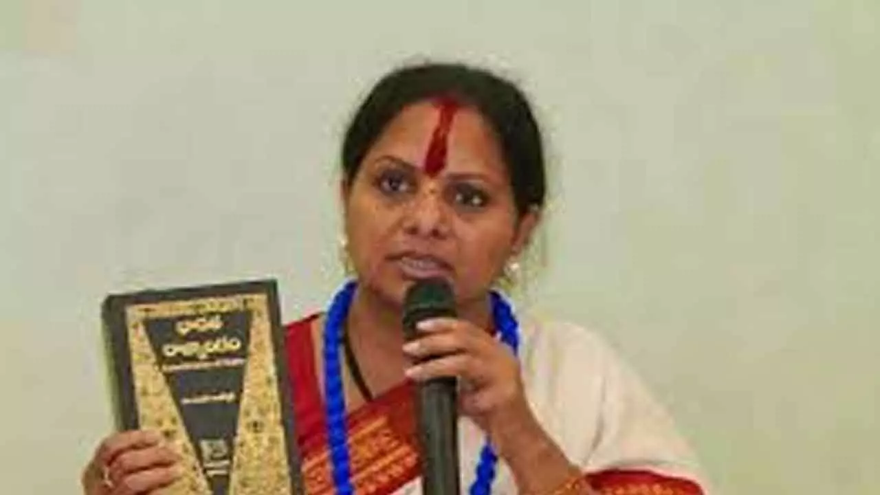 Kavitha calls off fast after govt recognises Velugumatla residents Kavitha calls off fast after govt recognises Velugumatla residents