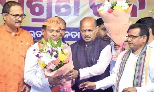 Rabindra Jena quits BJD, joins BJP