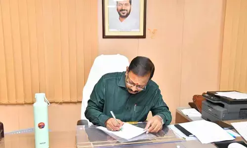 Malkajgiri Commissioner inspects Alwal development, sanitation works