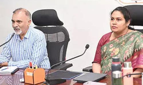 Commissioner directs better food quality & hygiene in Anna Canteens