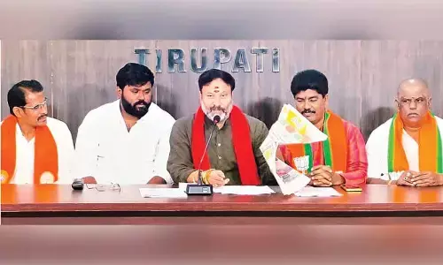 Bhanu alleges corruption, gold theft cover-up under YSRCP