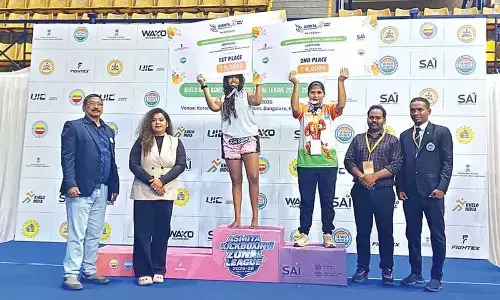 Kurnool girls win medals in kickboxing