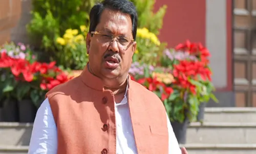 Govt must clarify terms of farm loan waiver scheme: Vijay Wadettiwar