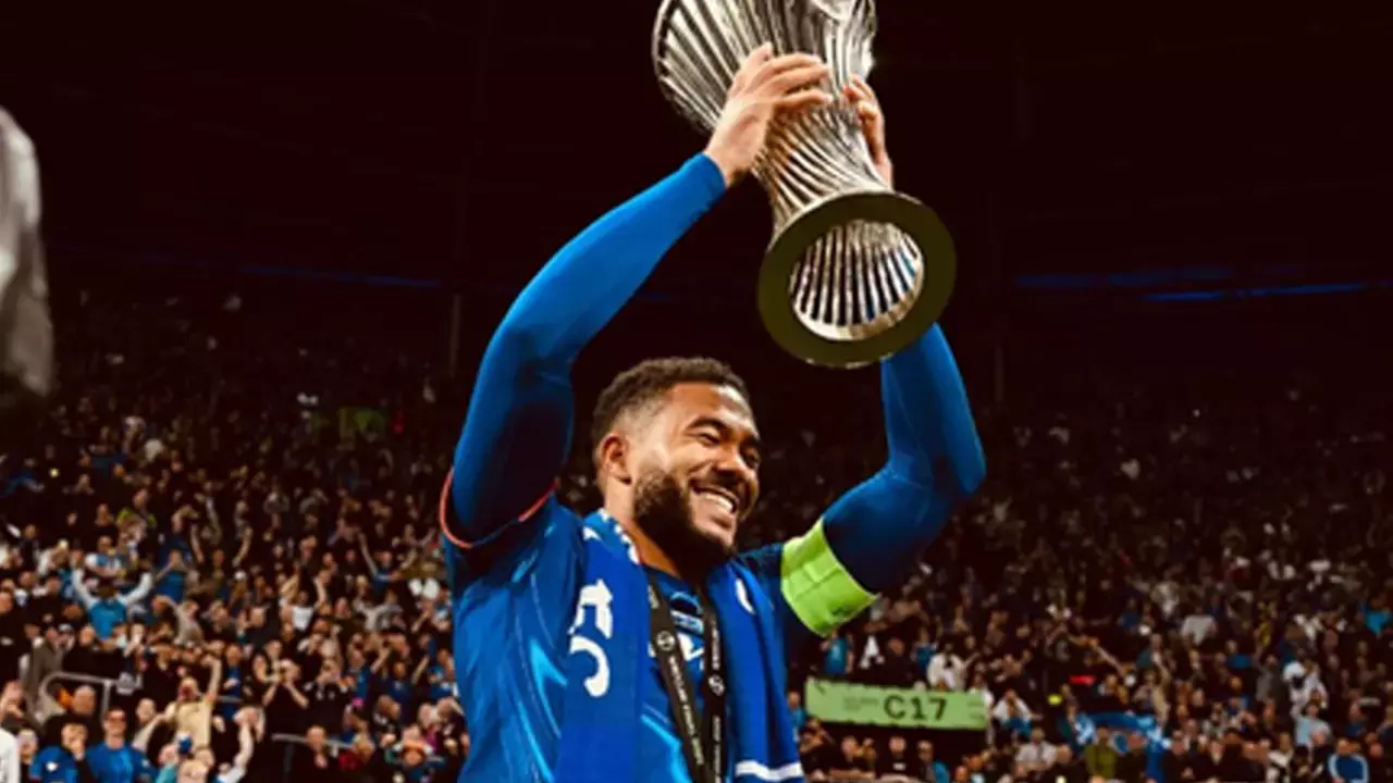 ‘I want my peak years to be here’: Reece James signs new six-year contract with Chelsea