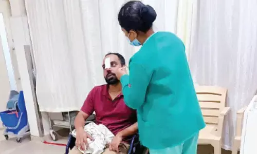 Delivery agent punches customer, breaks his nose during assault