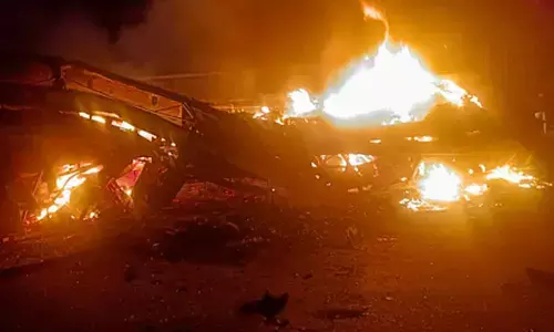 Passenger suffers injuries as bus catches fire on Rajasthan-Gujarat border near Dhanera