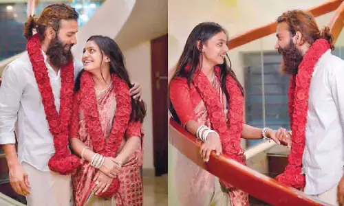 I’m 18 yrs old: Kumbh Mela sensation Monalisa after marrying boyfriend in Kerala