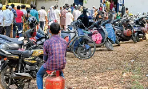 Hotels cut menus across State