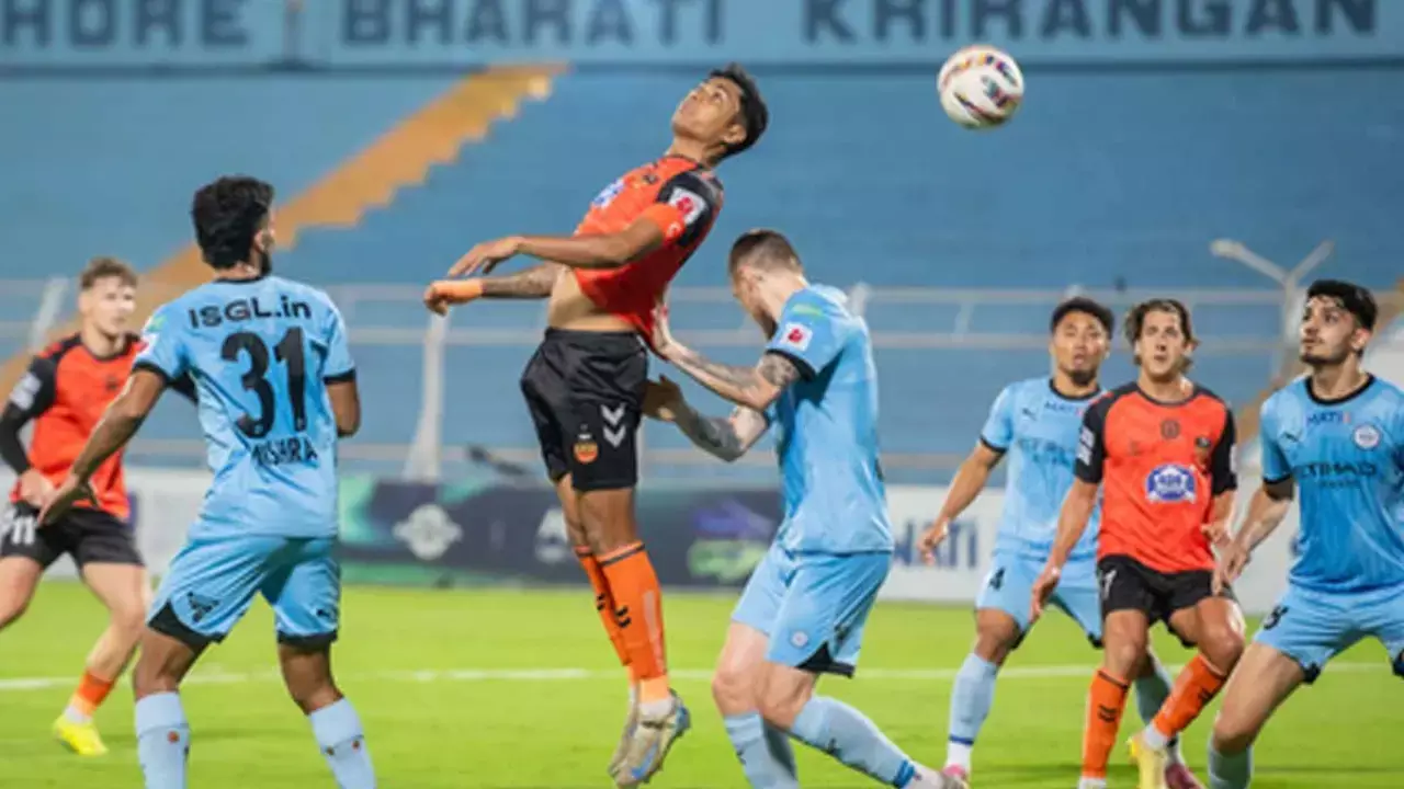 ISL 2025-26: Mumbai City hold off Inter Kashi fightback to secure win ISL 2025-26: Mumbai City hold off Inter Kashi fightback to secure win