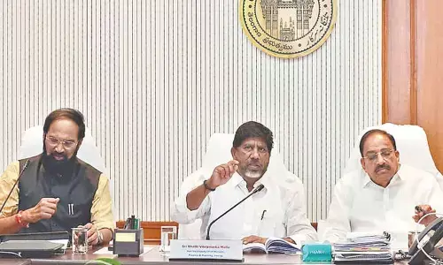 Complete welfare hostel works on war-footing, Bhatti tells officials