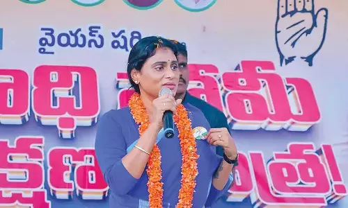 APCC chief Sharmila demands action against TDP MP Putta Mahesh