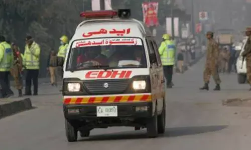 Pakistan: Eight killed, over 50 injured as roof constructed with substandard material collapses