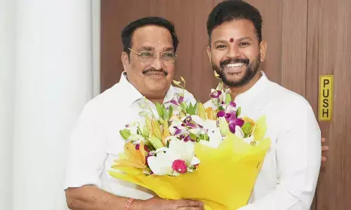 Rammohan Naidu Meets Jal Shakti Minister, extend birthday wishes Rammohan Naidu Meets Jal Shakti Minister, extend birthday wishes