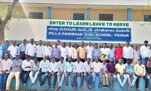 Villags extend support for Perur ZPHS Diamond Jubilee celebrations