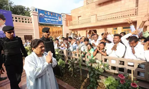 Mayawati accuses Cong, SP of vote bank politics over Bharat Ratna demand for Kanshi Ram