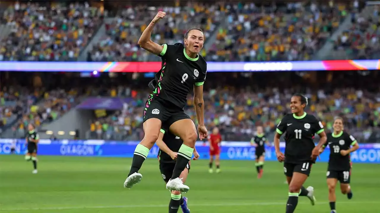 Aust beat China 2-1, reach Women’s Asian Cup final