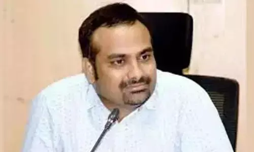 GHMC chief sets 9:30 am deadline for clean roads