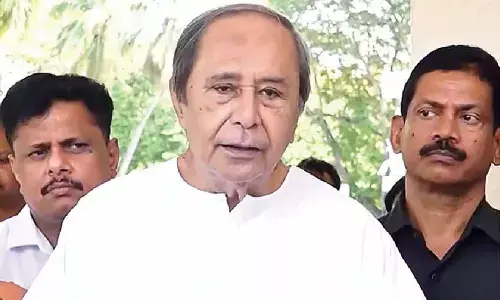 Naveen defends ‘Trust’ by citing Biju’s charity