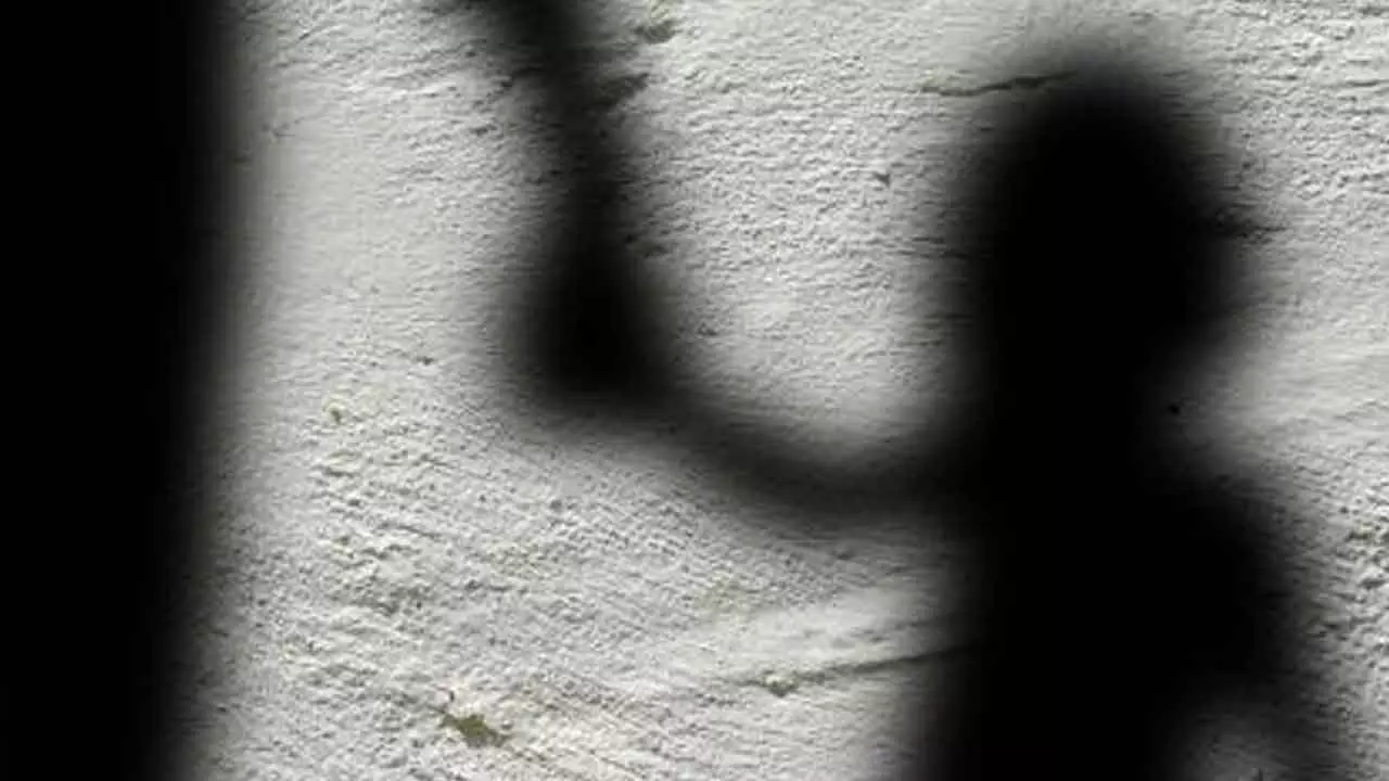 Boy assaulted by mother for being irregular to school Boy assaulted by mother for being irregular to school