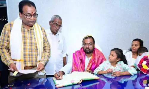 Collector Balaji takes charge as MMC special officer