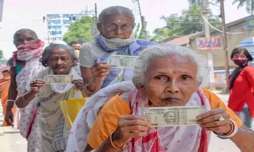 Telangana Women’s Cash Transfer Scheme in Spotlight Ahead of Budget